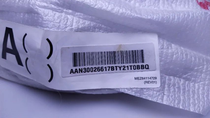 Pés/ Pedestal para TV LG 60" e 65" com os parafusos. - Foto 4