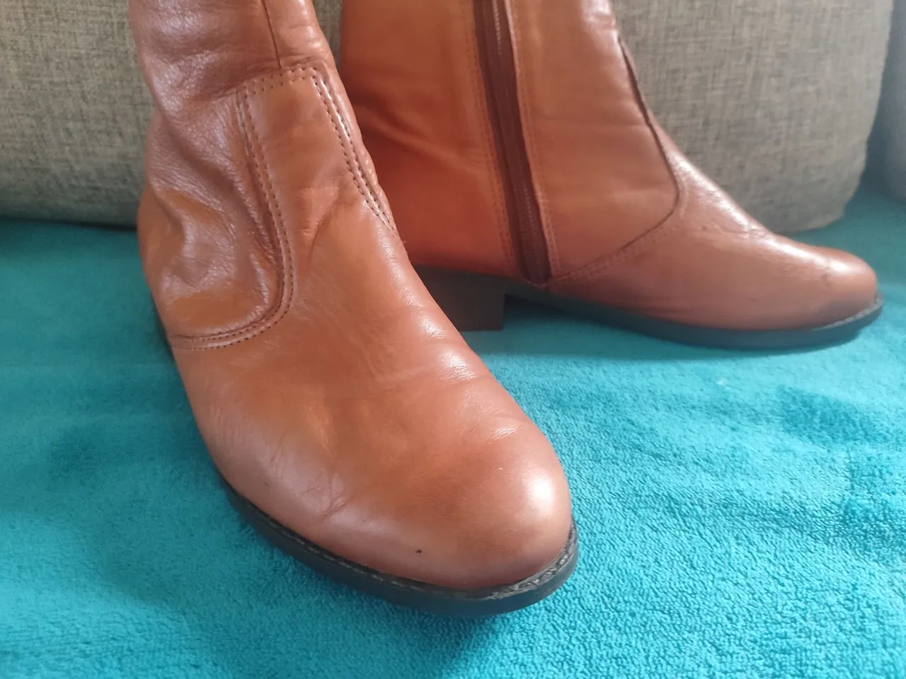 Botas de Couro Marrom - CORELLO