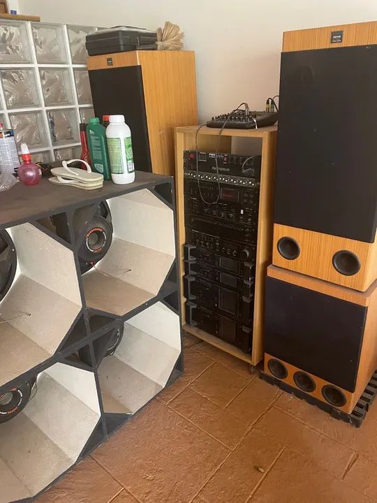 Conjunto de Equipamentos de Áudio Profissional - Foto 2