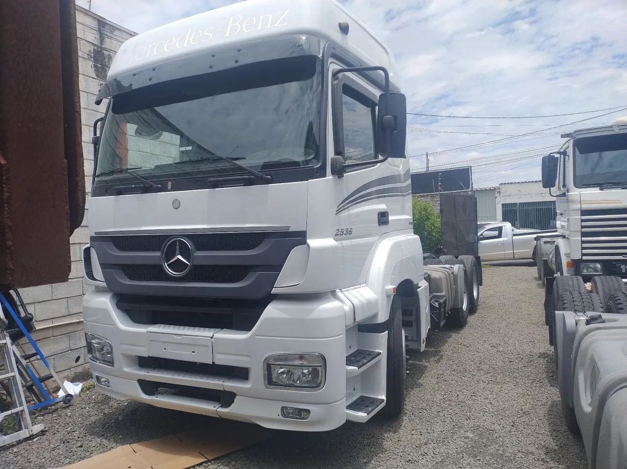 MB axor 2536 2013