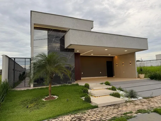 Vende-se casa de luxo condomínio Mirante da Serra
