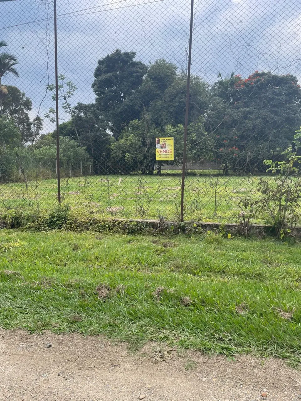 OPORTUNIDADE - TERRENO EM CONDOMÍNIO FECHADO EM JAGUARIÚNA