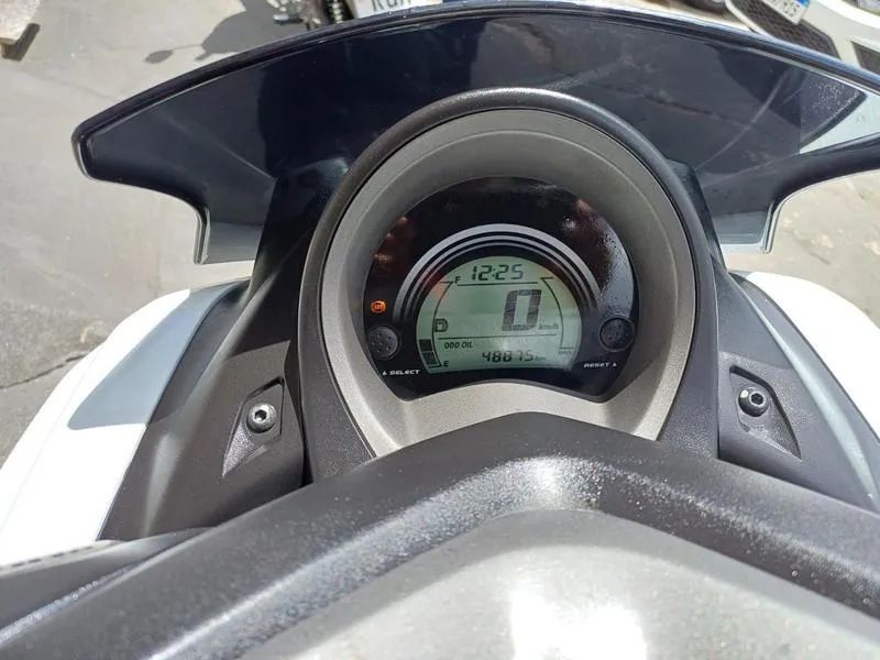 YAMAHA NMAX 2019 - Foto 3