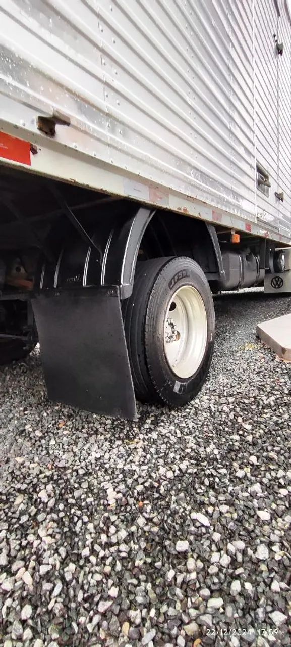 Volkswagen delivery plus 8150 Cummins  - Foto 11