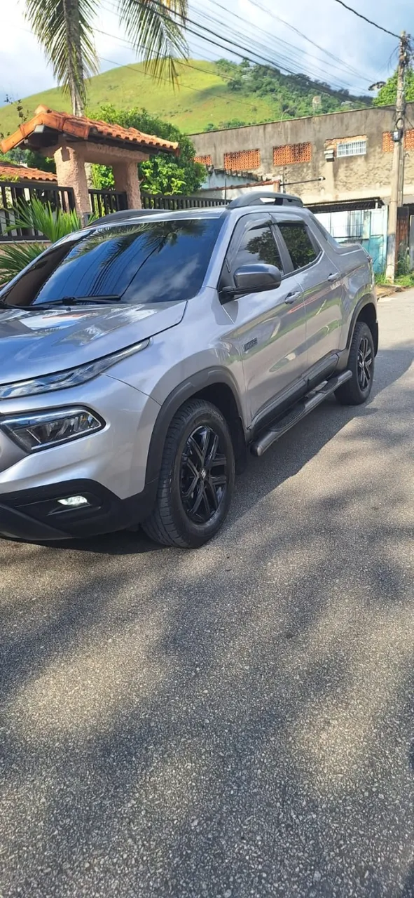 Fiat Toro ultra diesel 4x4 muito nova.