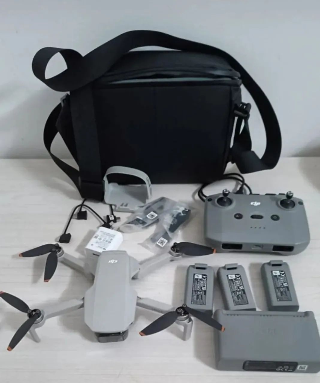 Drone dji 2 se pego iphone 12 ou superior baterias novas