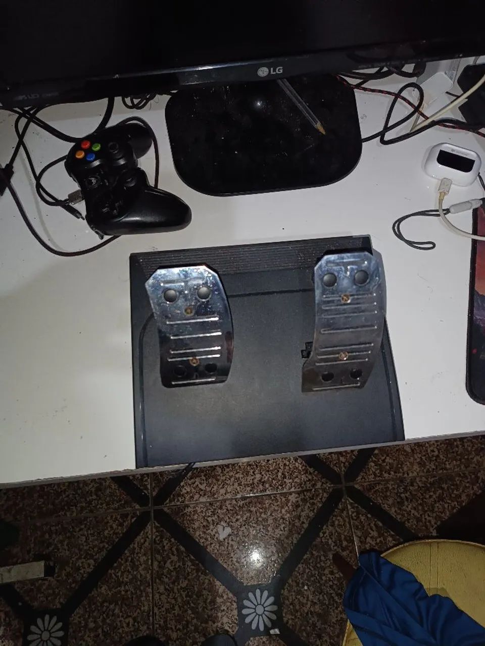 Volante para Consoles + pedal - Usado - Foto 4