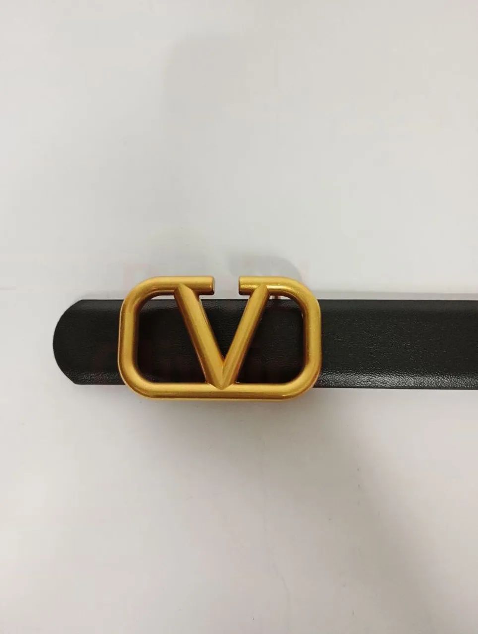 Cinto de couro Valentino fino 2,5cm  - Foto 5