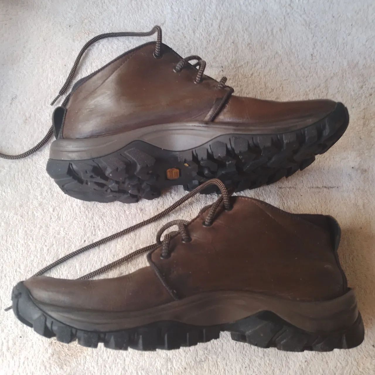 Bota montanhista BootsCompany 40 semi-nova  - Foto 2