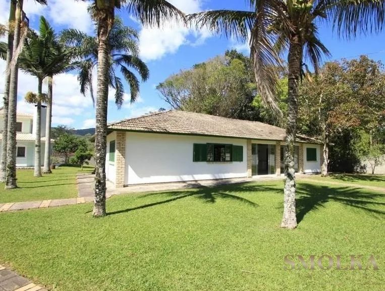 Casa com 4 Quartos para Alugar, 489 m² - Foto 4