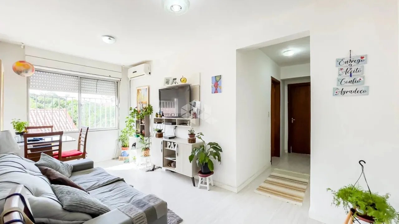 Apartamento com 02 dormitórios - Tristeza próximo da Wenceslau Escobar