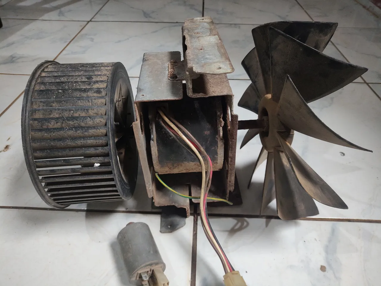Motor + Hélices de Ventilador/Climatizador