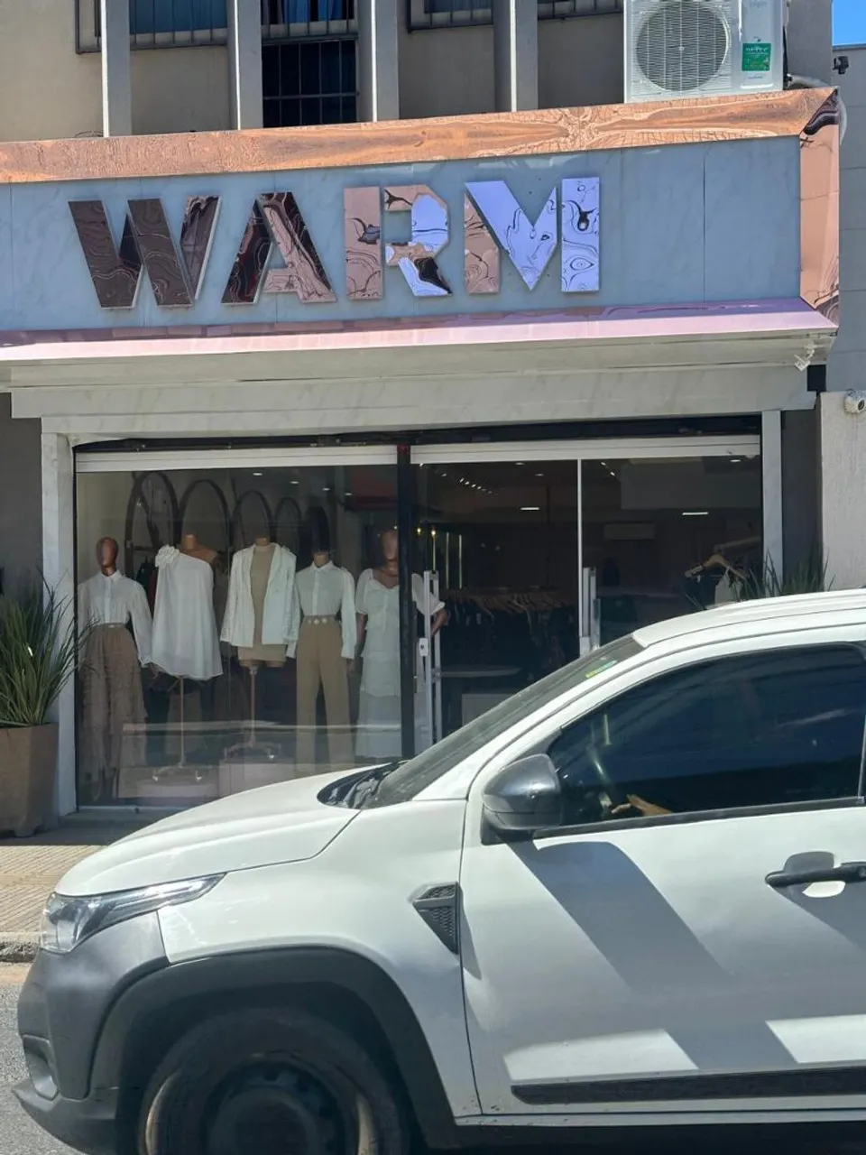 ALUGA-SE PONTO COMERCIAL CENTRO MONTES CLAROS