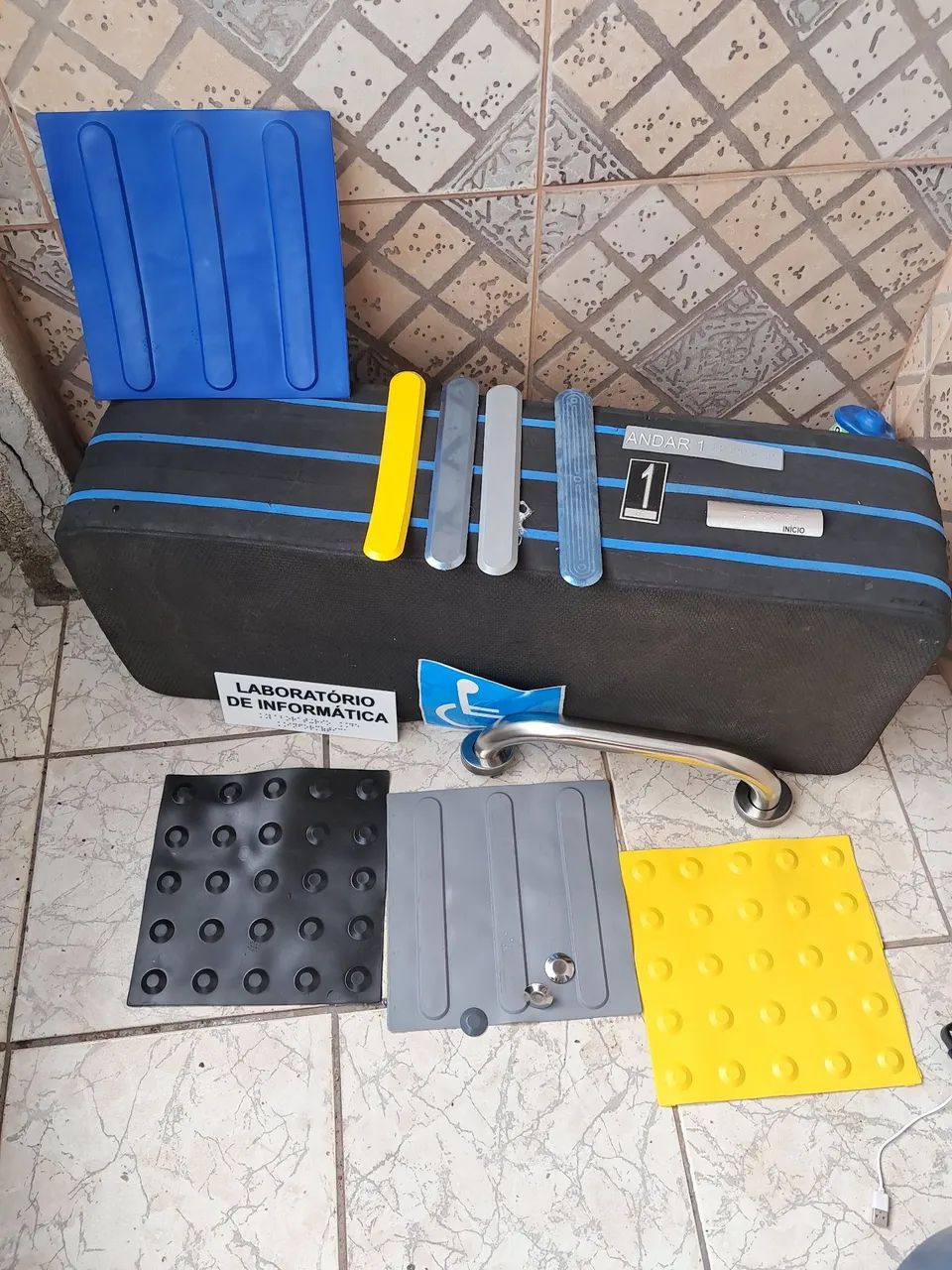 Kit de Sinalização para Deficientes