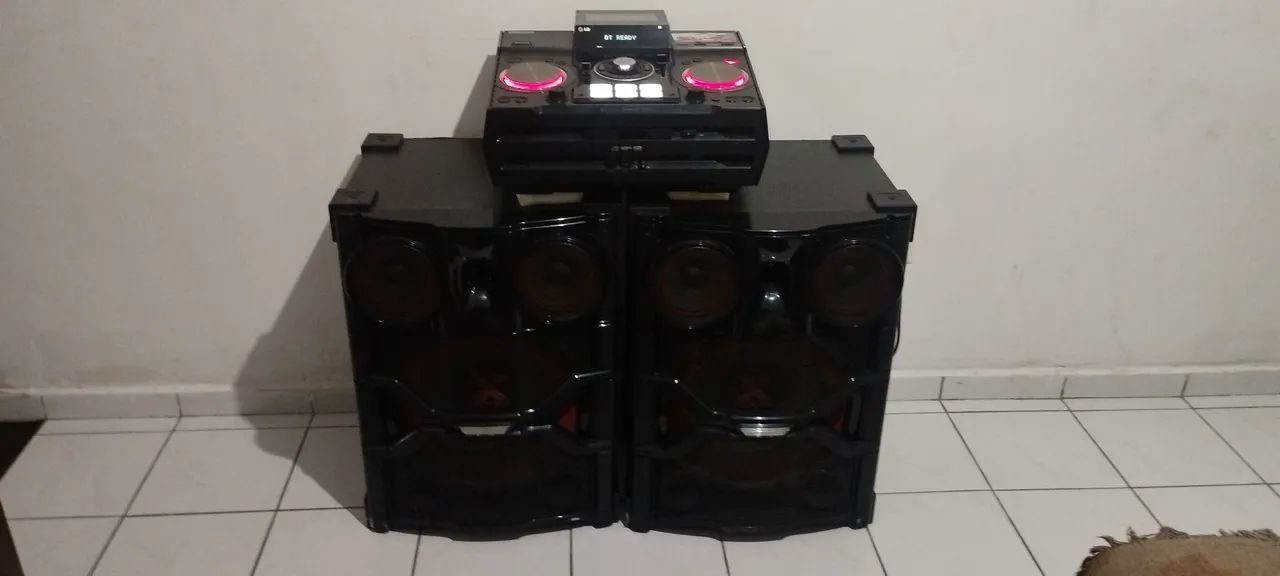 Som LG Micro System com Bluetooth