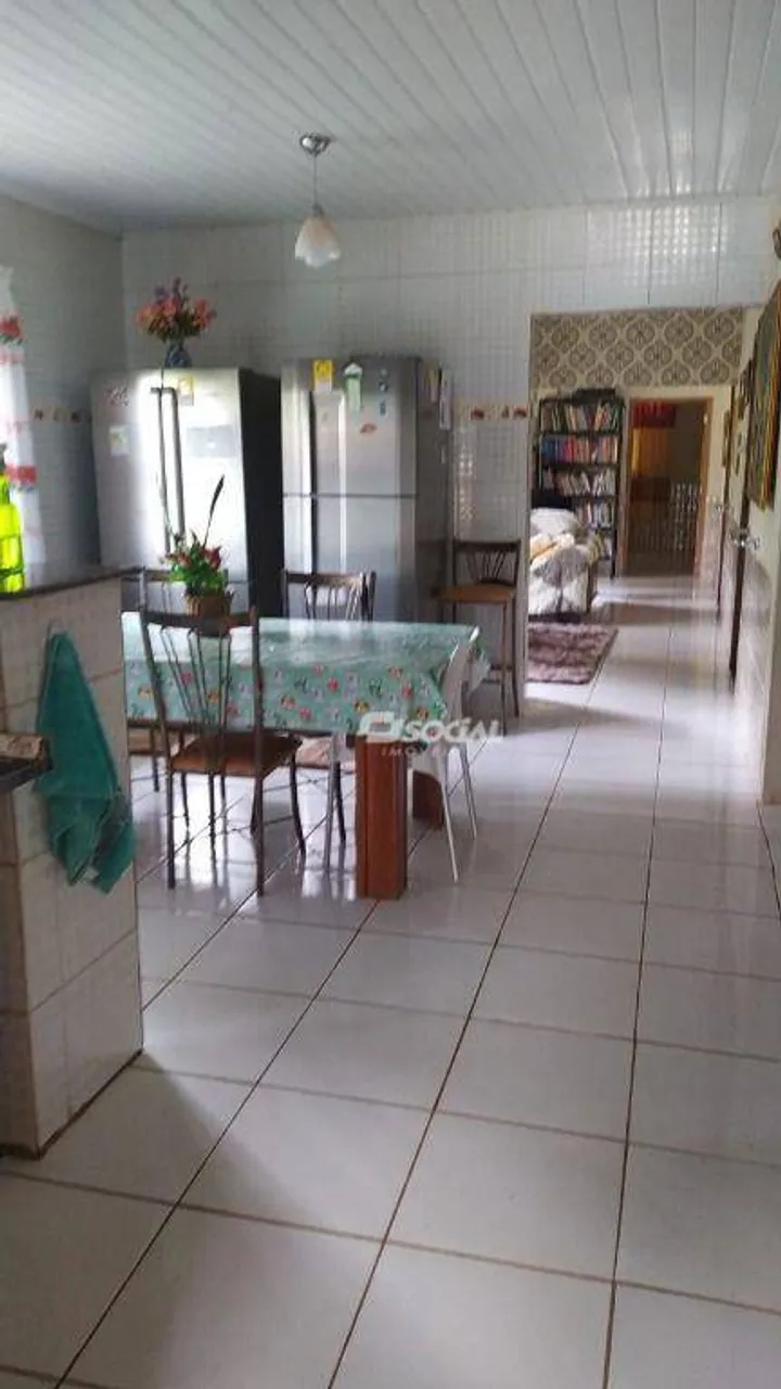 Casa com 4 dormitórios à venda, 240 m² por R$ 300.000,00 - Planalto - Guajará-Mirim/RO