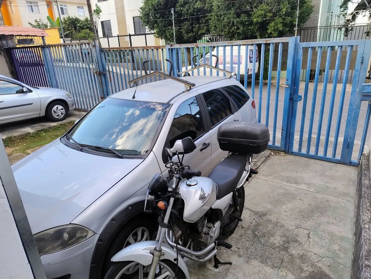 *OPORTUNIDADE* Vendo Linda Casa Geminada de 2 quartos - Foto 3