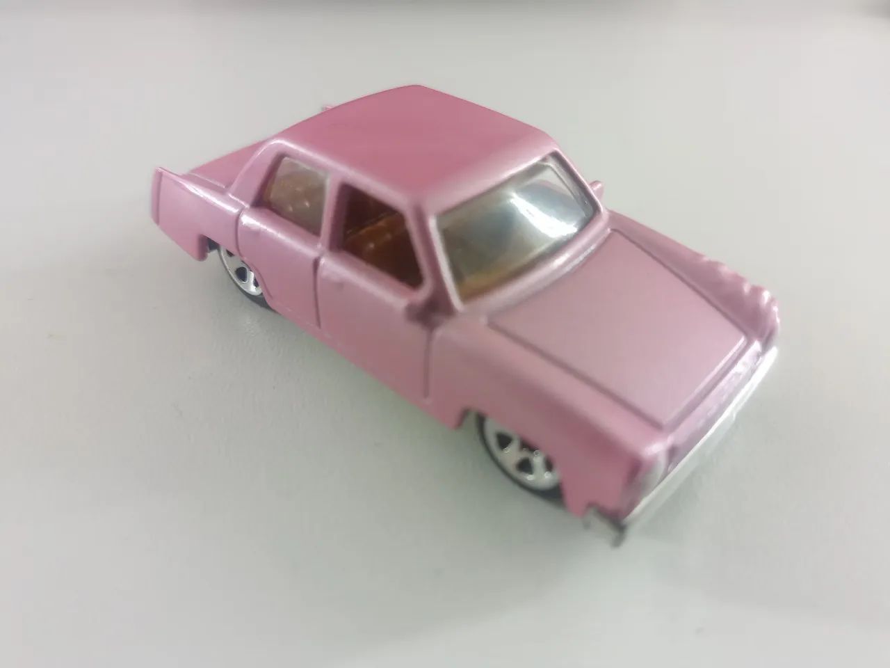 Hot Wheels Simpsons family car 2015 primeira edição 