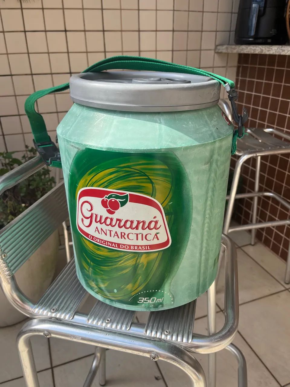 Caixa térmica Cooler Guaraná 