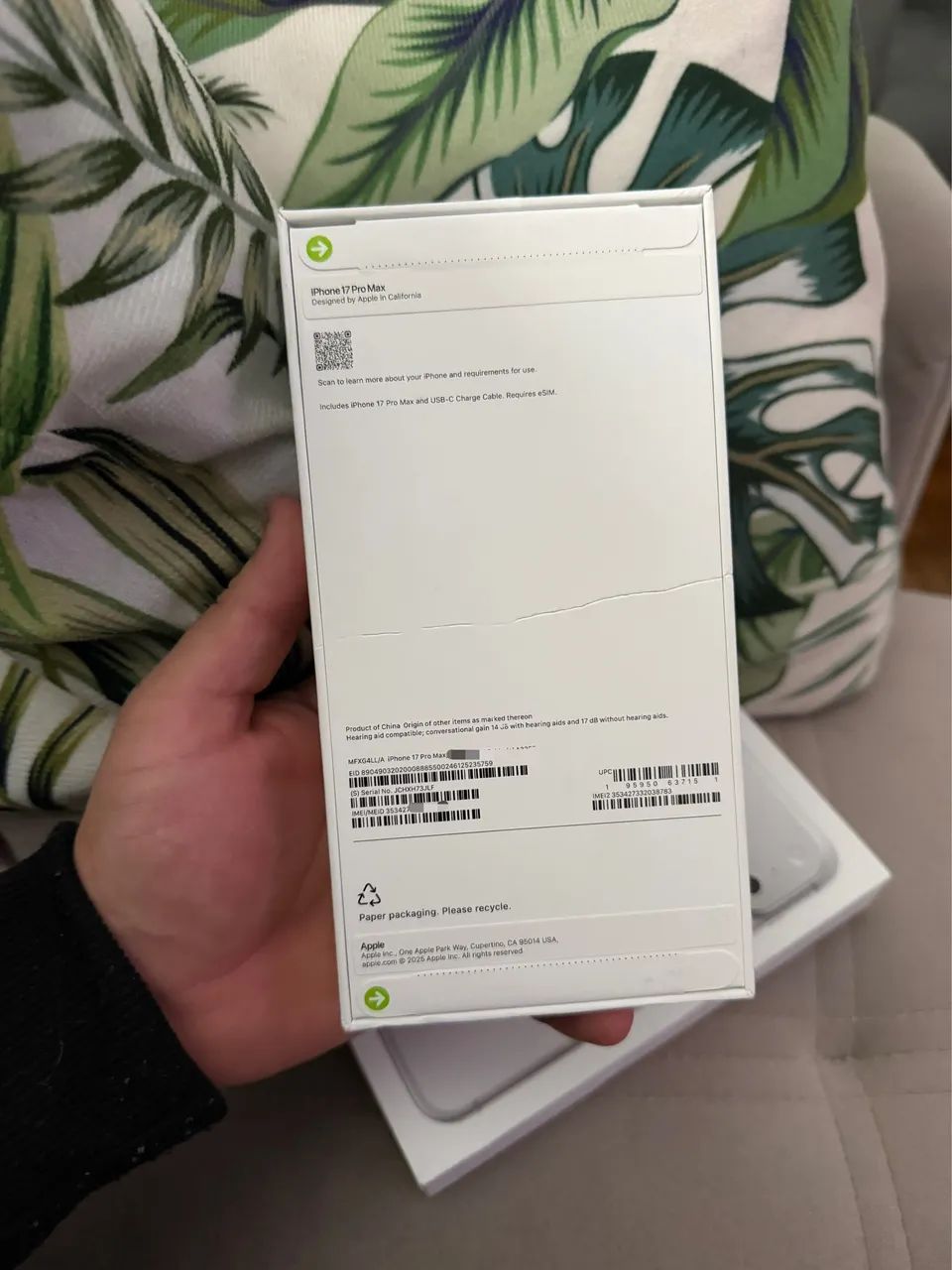 iPhone 17 Pro Max 256gb - laranja  - Foto 2
