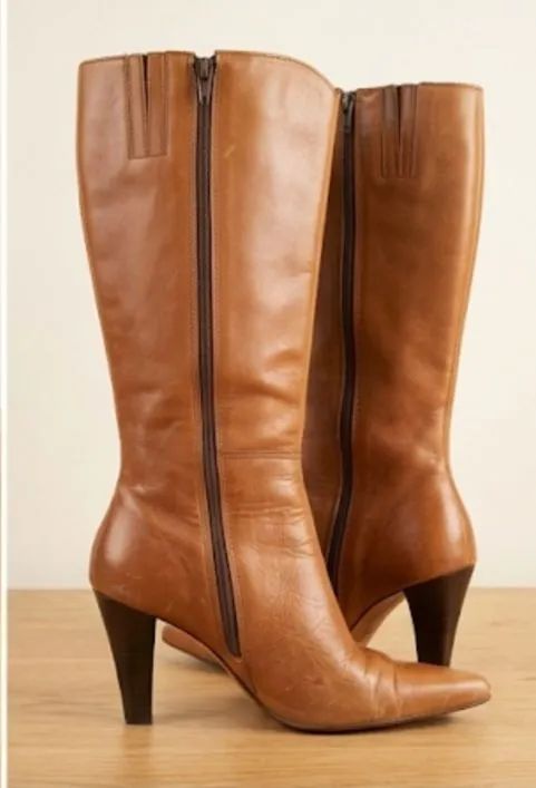 Bota 36 couro  caramelo legítimo  - Foto 5