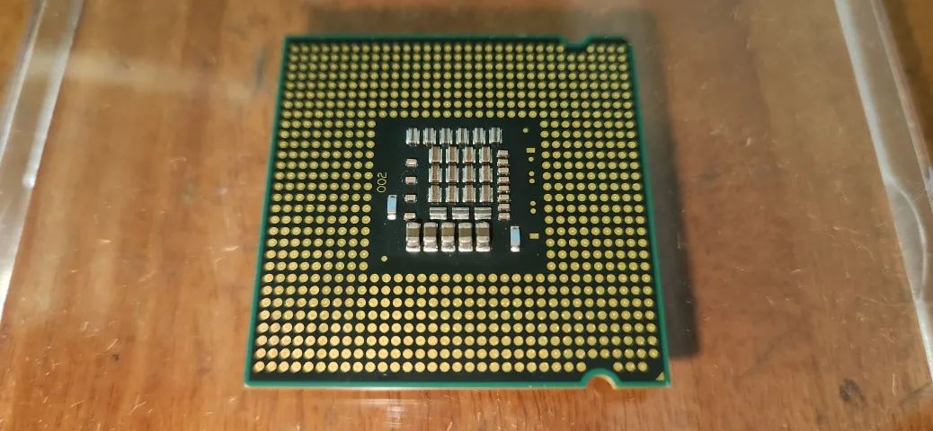 Processador Intel Core 2 Duo E8400 - 3.0GHz - Socket LGA 775 - Usado - Foto 2