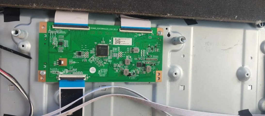 Smart TV JVC LT-50MB508 - Foto 3