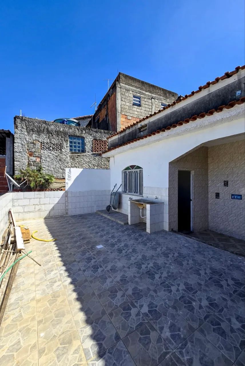 Ótima casa próximo a praça do Bandeirantes!  - Foto 3