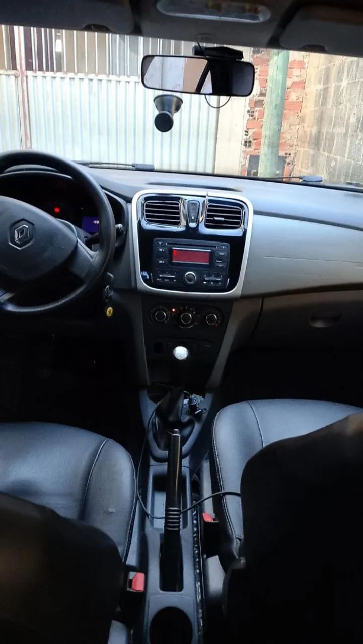 Renault Logan Expression Hi-flex 1.6 8V 4P 2015 - Foto 5