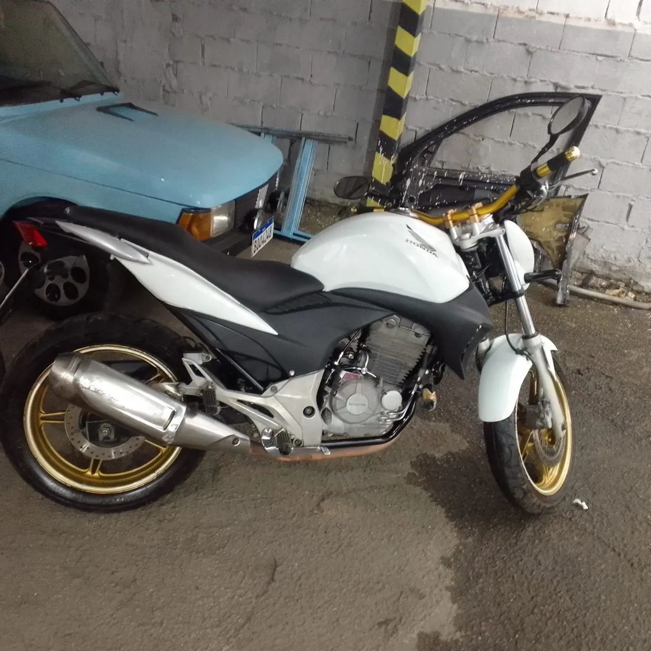 Honda CB 300R 2012