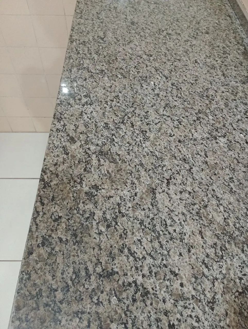 Vendo uma bancada de granito, também pode ser uma mesa americana 
