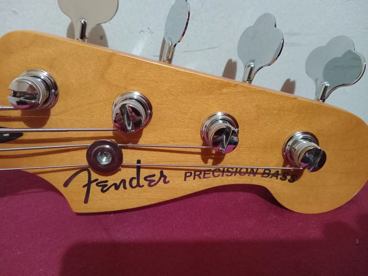 fender precision