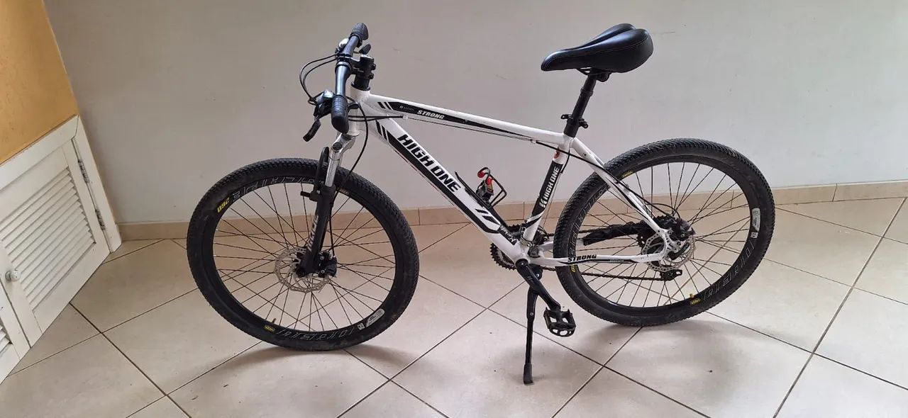 Bicicleta high one strong aro 26 - Foto 5
