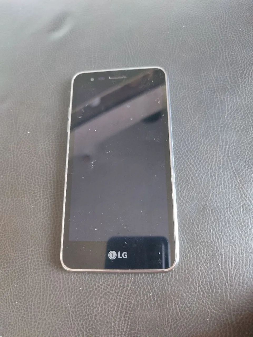 Celular LG 4K 2018 LG-X230ds com carregador 