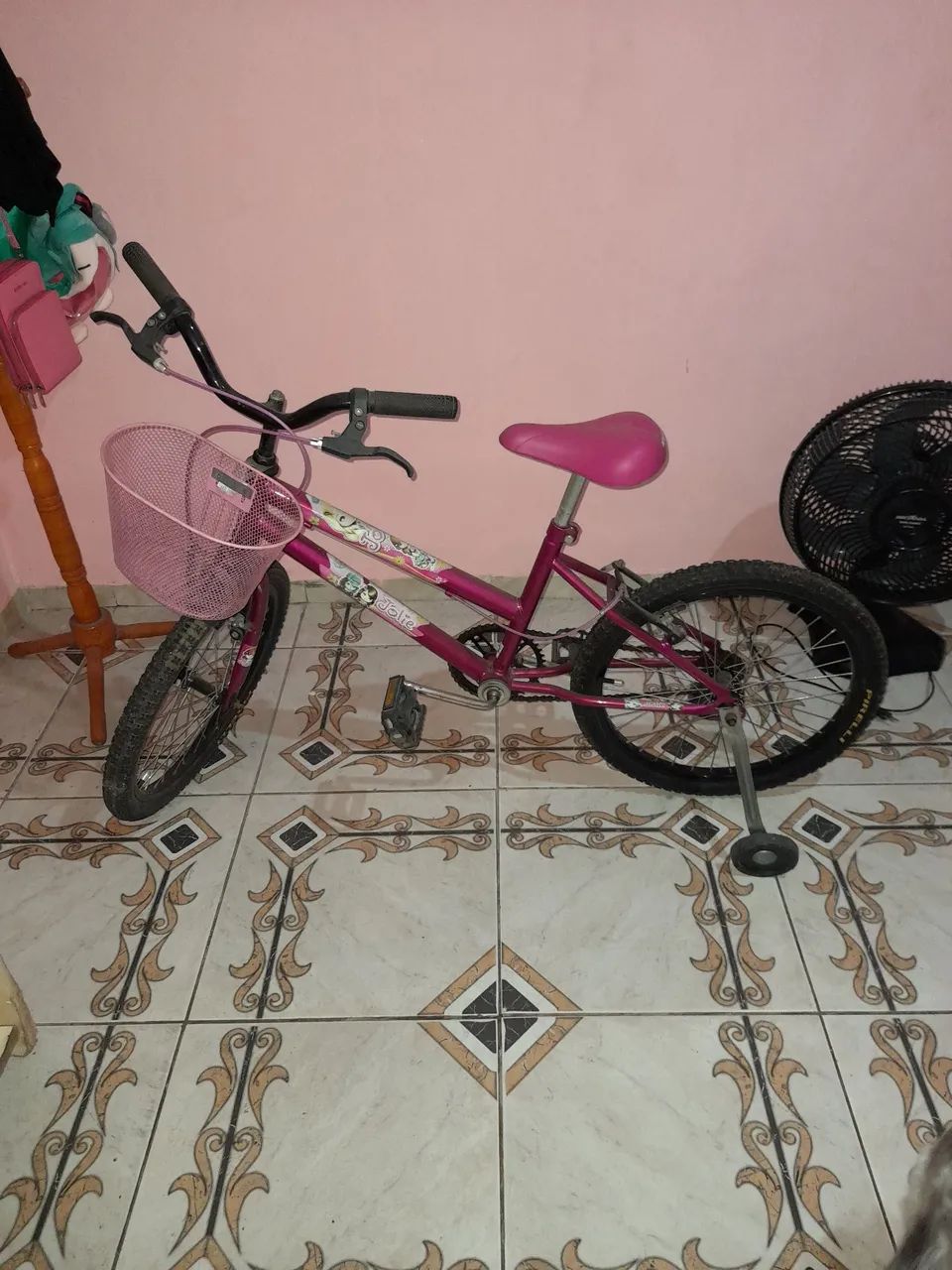 Bicicleta infantil semi nova