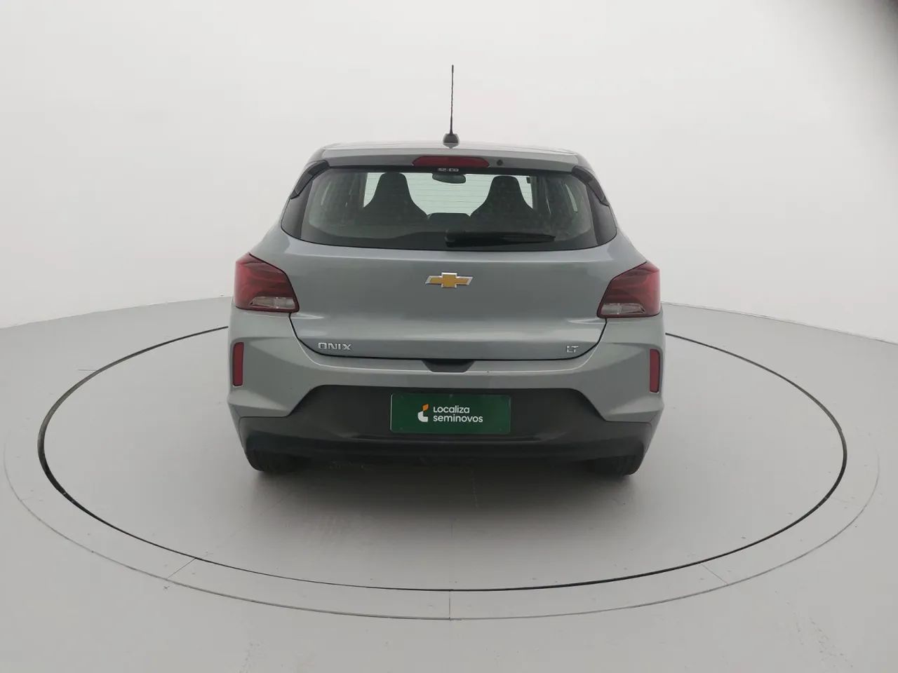 Chevrolet Onix Hatch LT 1.0 12V Flex Mec. 4P, foto 4 de 18