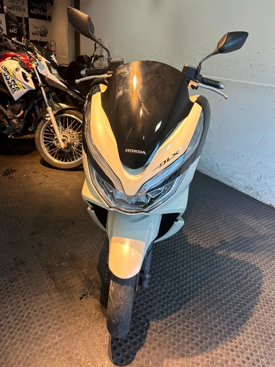 Pcx Dlx 150cc 2019 com 45 mil km. Super nova! - Foto 5