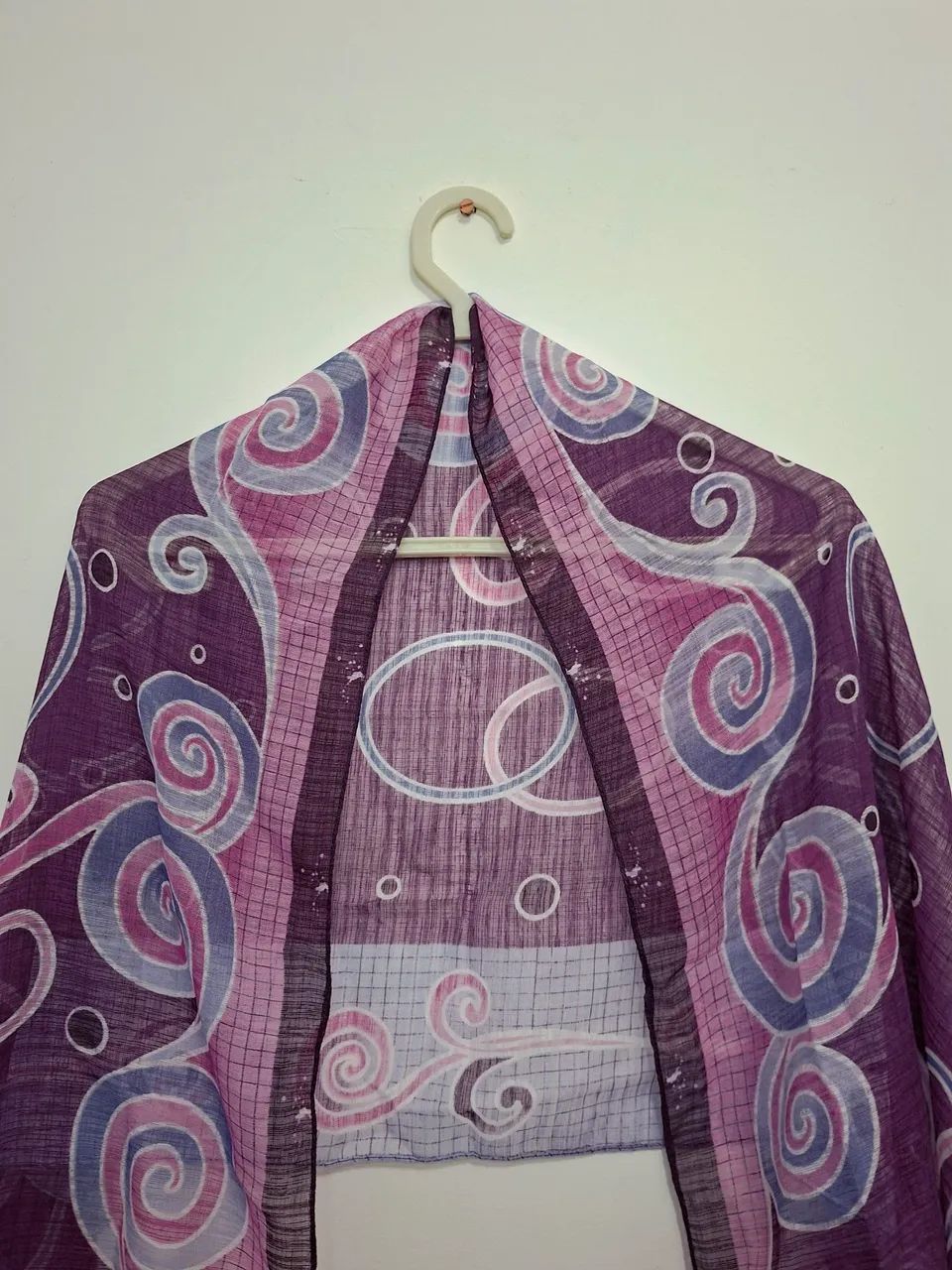 Lenço echarpe estampado roxo - Foto 3