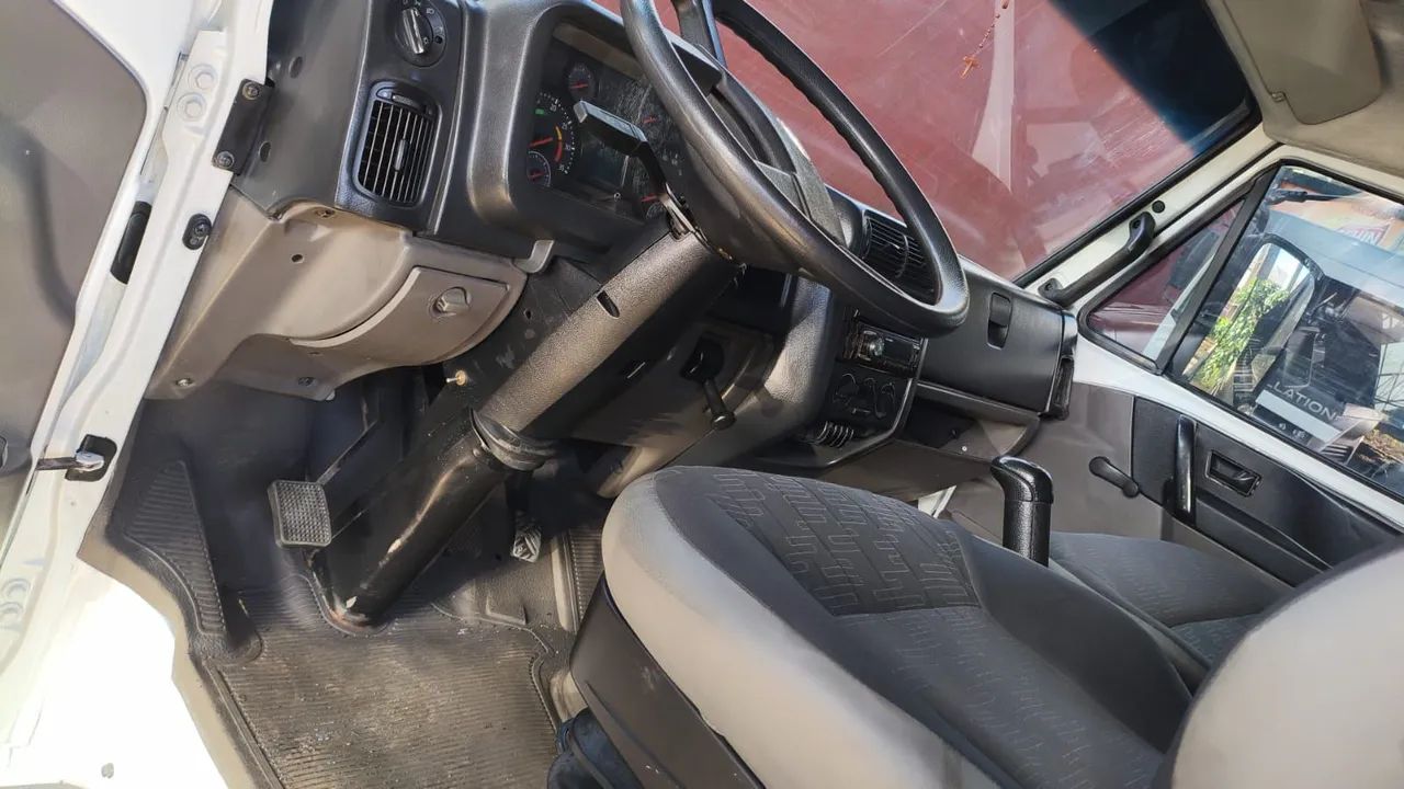 Volkswagen 10-160 Repasse Veículo em ótimo estado  - Foto 4