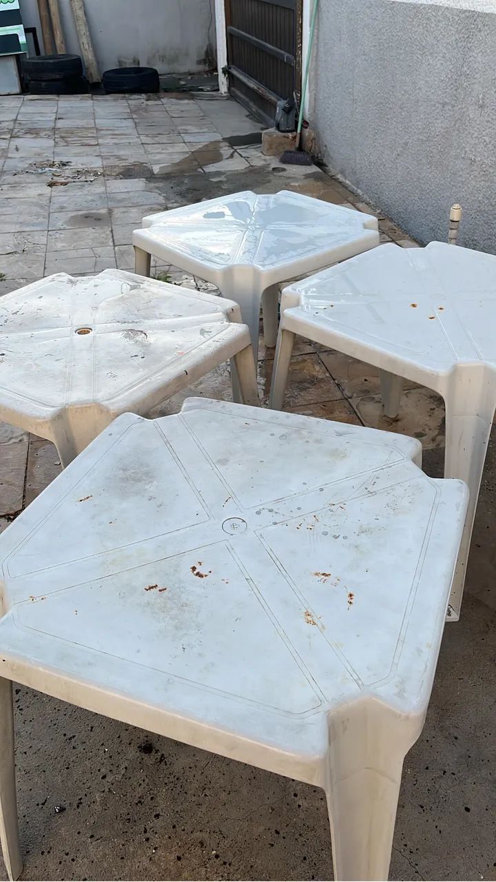 mesas e cadeiras - Foto 2