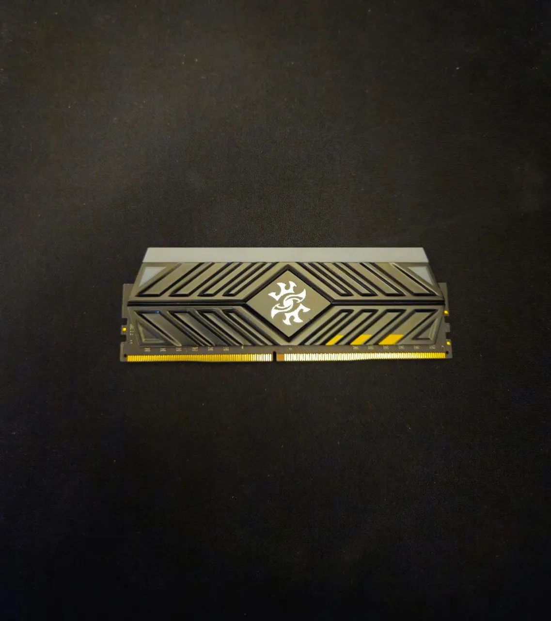 Memória RAM DDR4 XPG D41 - 8GB (1x8GB) 3000Mhz cl16