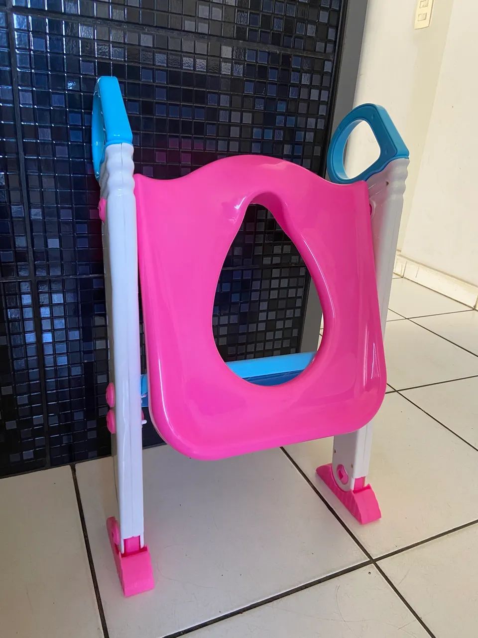 Troninho Assento Redutor para Sanitário com Escadinha - Buba