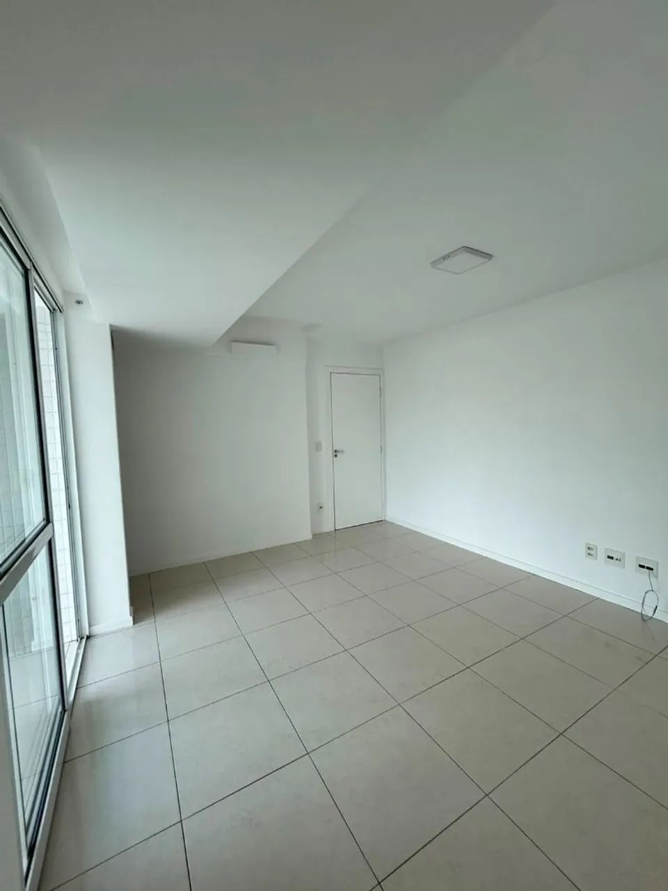 2 Quartos com Suíte , Conforto e Ótima Localização