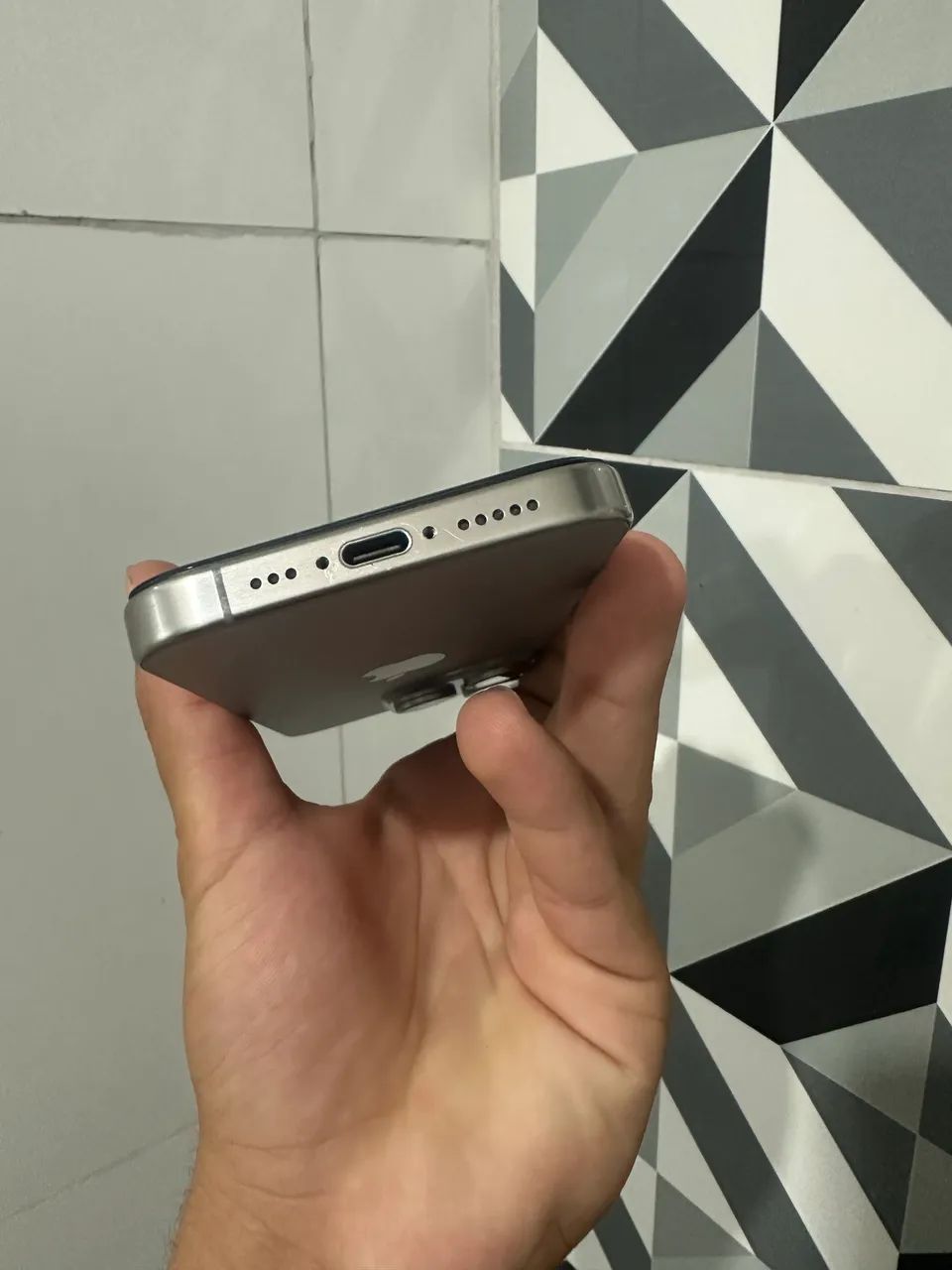 iPhone 15 pro - Foto 3
