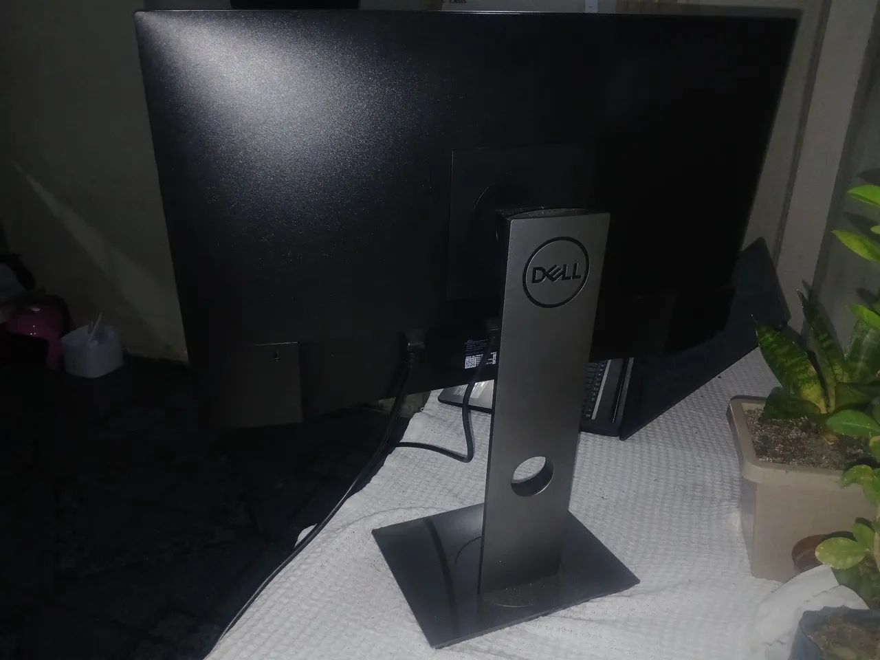Monitor Dell Profissional P2319h  - Foto 2