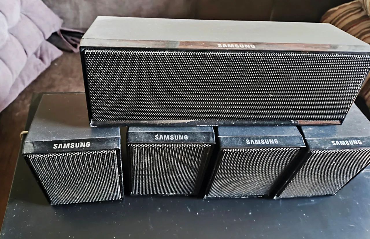 Home Theather Samsung Blu-ray 3D HT-E4500 - Foto 5