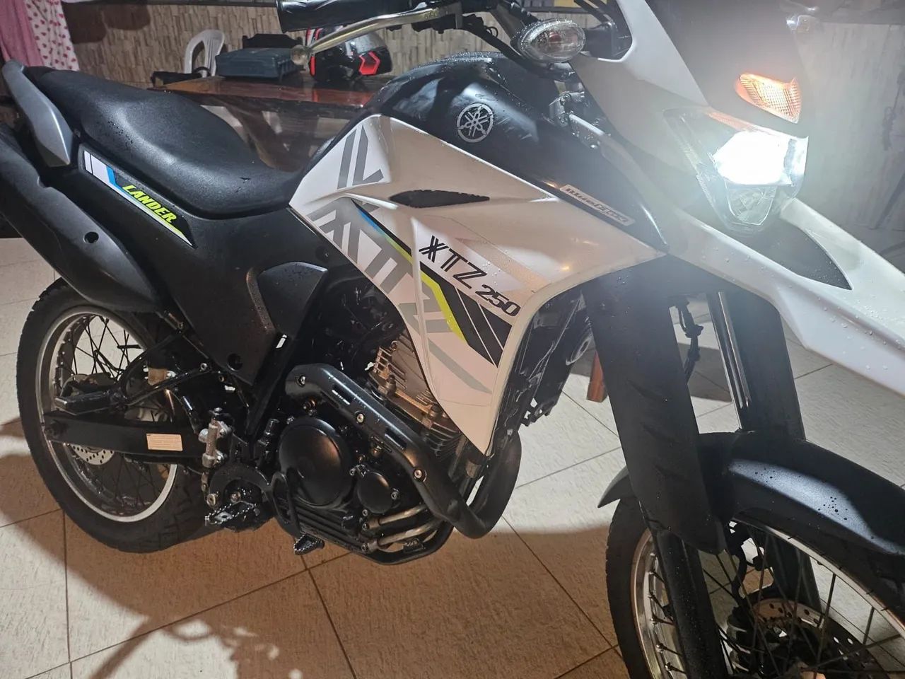 Moto a venda 