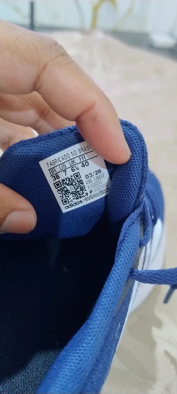 Tênis Adidas seminovo - Calçados - Mangueira, Rio de Janeiro