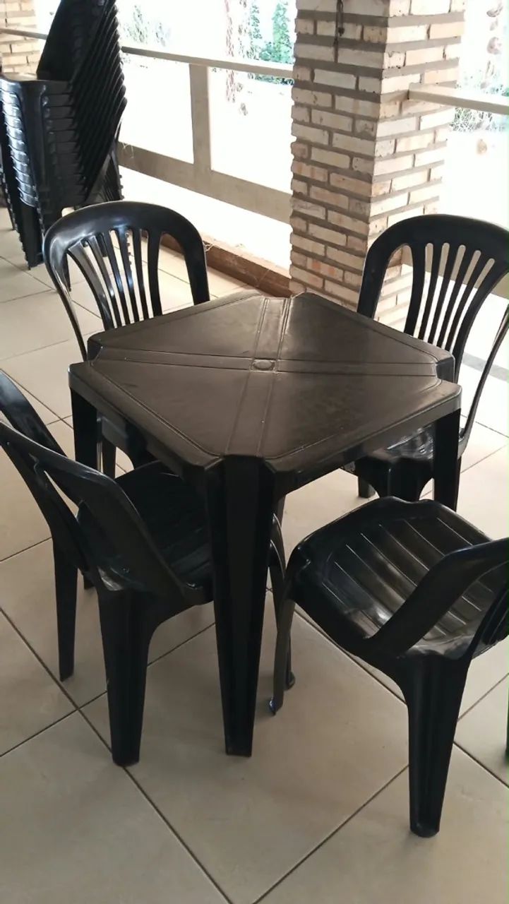 Conjunto de cadeira e mesa de plástico  - Foto 4