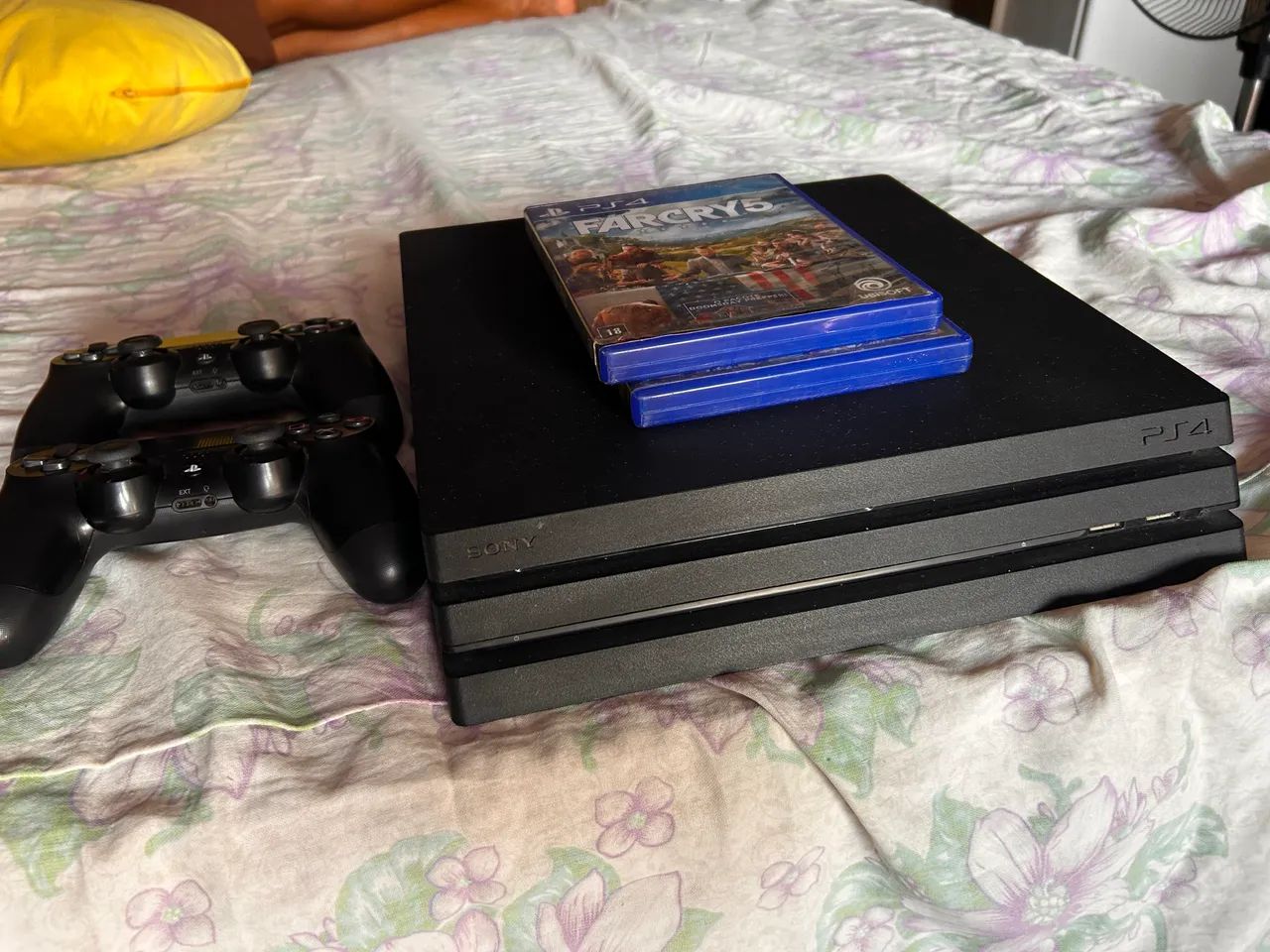 ps4 pro 1tb em ótimo estado  - Foto 3